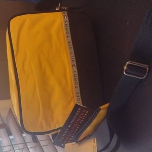 Tommy Hilfiger bag and wallet